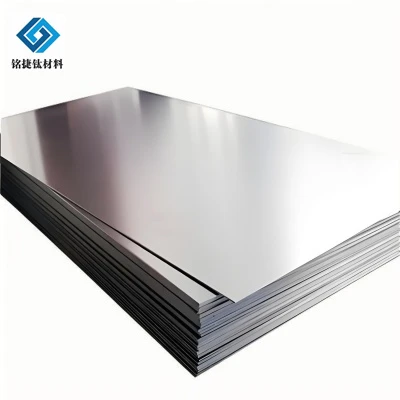 Pelat titanium yang berputar panas